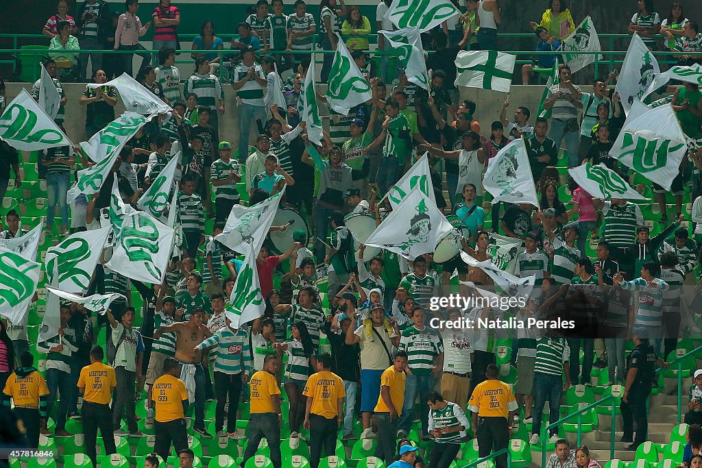 Santos Laguna v Pumas UNAM - Apertura 2014 Liga MX