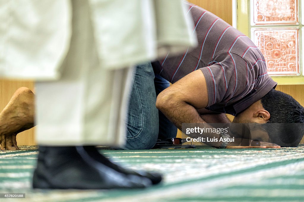 Australian Mosques Open Doors To Non-Muslims To Foster Understanding Of Islam