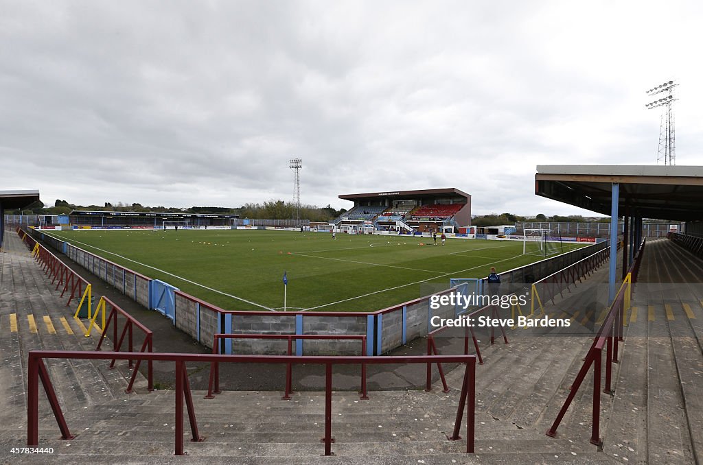 Weymouth v Braintree Town - FA Cup Qualifying Fourth Round