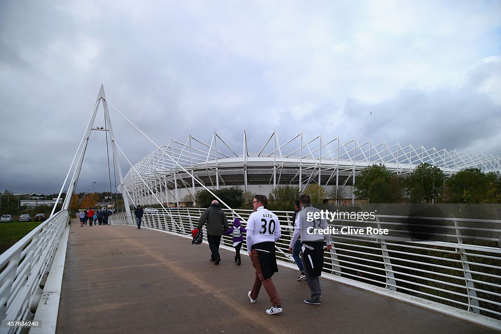 Swansea City v Leicester City - Premier League