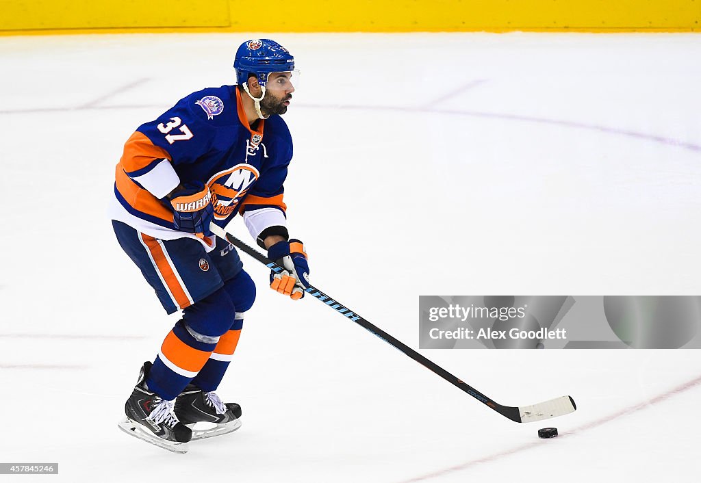 Toronto Maple Leafs v New York Islanders