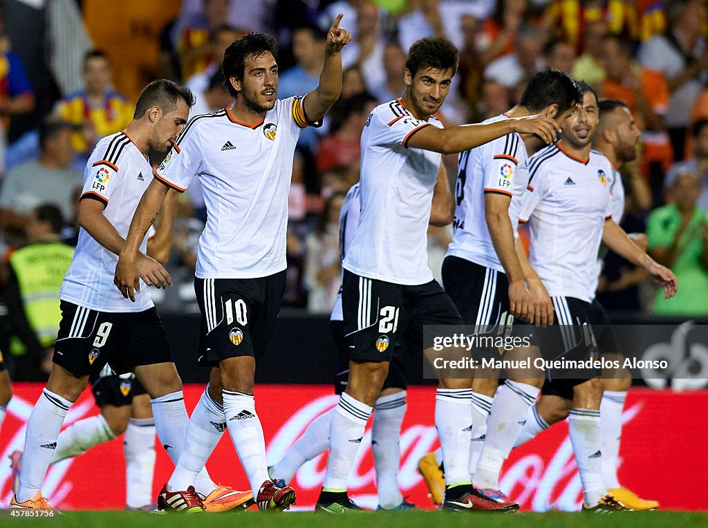 Valencia v Elche - La Liga