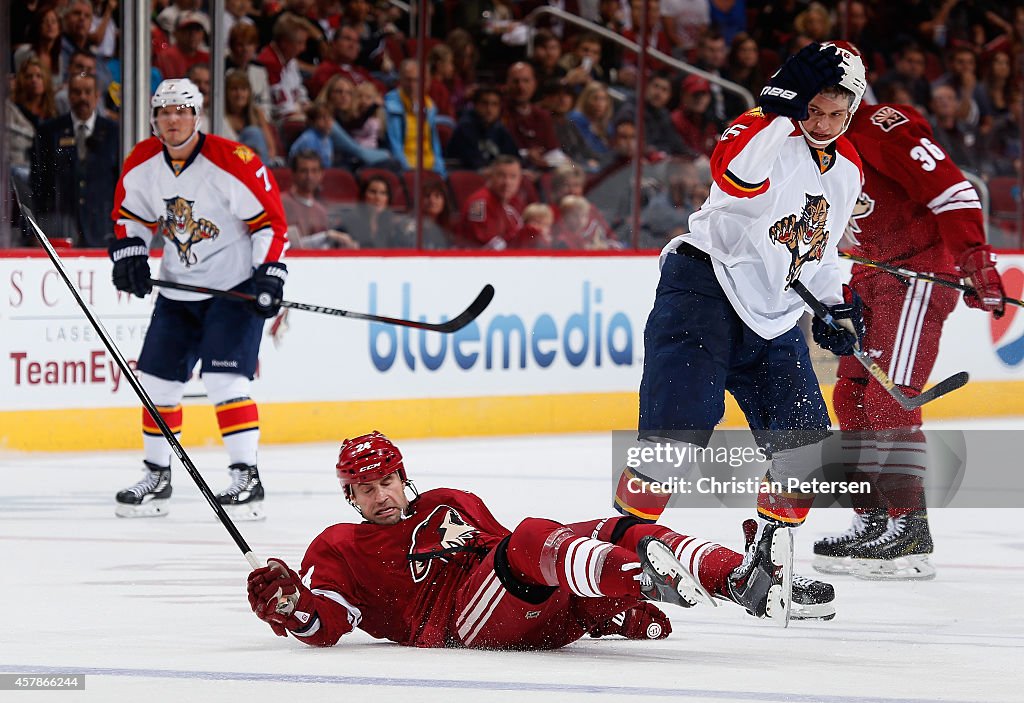 Florida Panthers v Arizona Coyotes