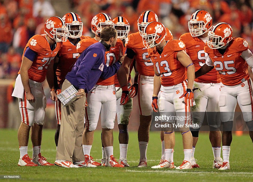 Syracuse v Clemson