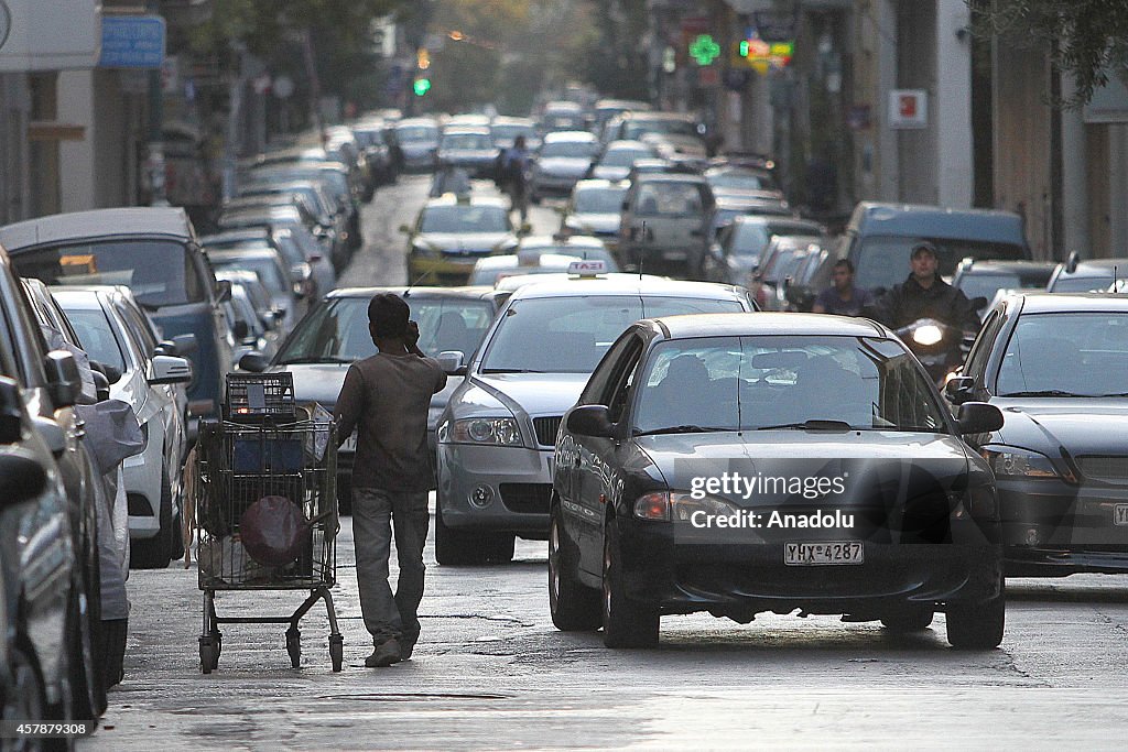 Tough living conditions of immigrants in Athens