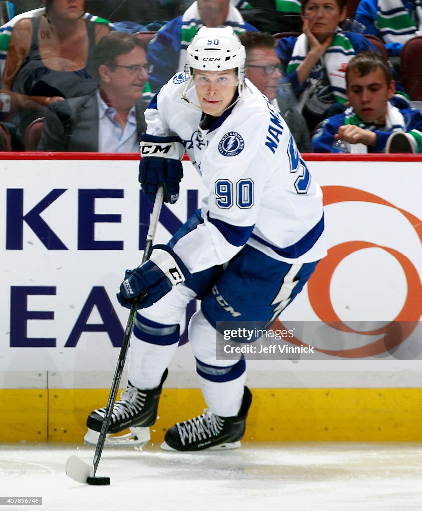 Tampa Bay Lightning v Vancouver Canucks