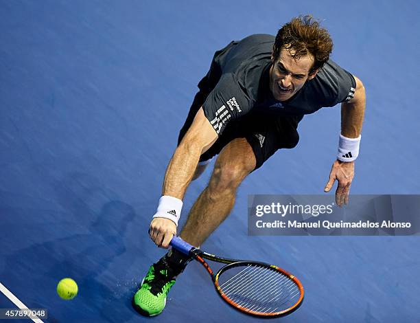 Andy Murray of Great Britain in action against Tommy Robredo of Spain in the final during day seven of the ATP 500 World Tour Valencia Open tennis...