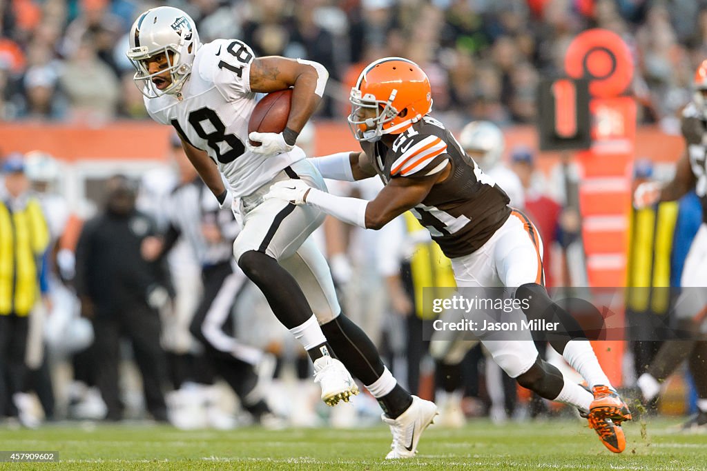 Oakland Raiders v Cleveland Browns