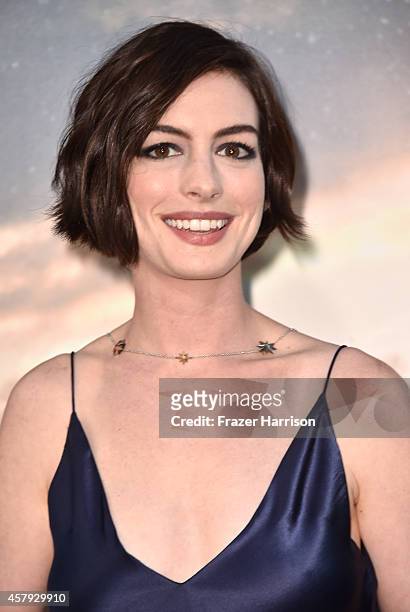 Actress Anne Hathaway attends the premiere of Paramount Pictures' "Interstellar" at TCL Chinese Theatre IMAX on October 26, 2014 in Hollywood,...