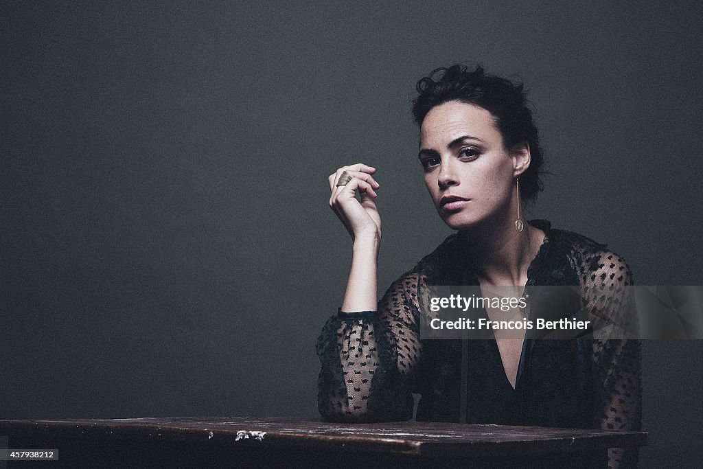 Berenice Bejo, Self Assignment, October 2014