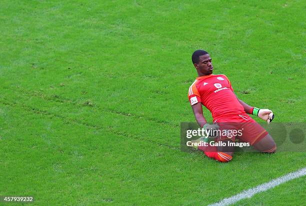 Senzo Meyiwa of Orlando Pirates celebrates during the Absa Premiership match between Golden Arrows and Orlando Pirates at Moses Mabhida Stadium on...