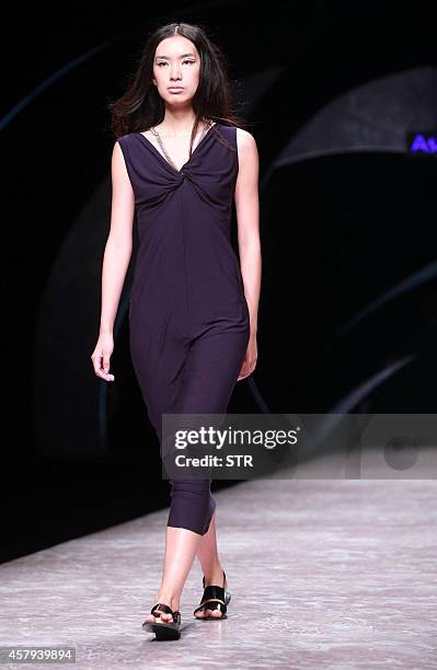 Hei Model 286 Hei Lau Stock Photos, High-Res Pictures, and Images - Getty Images