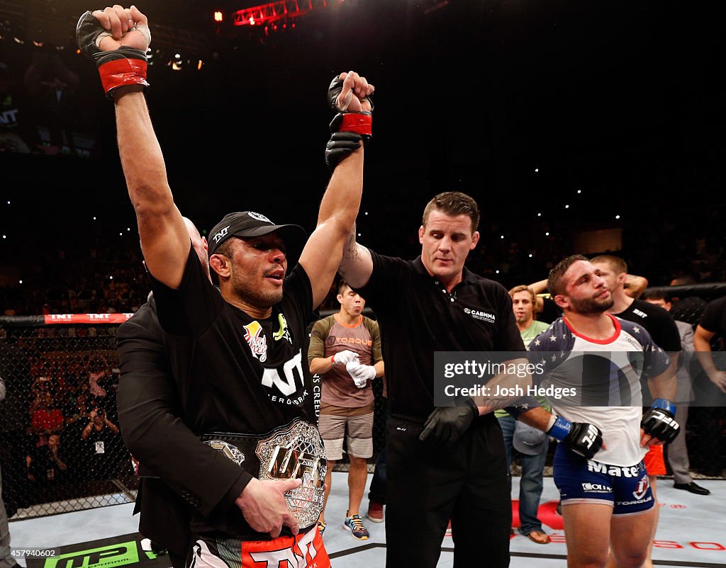 UFC 179: Aldo v Mendes 2