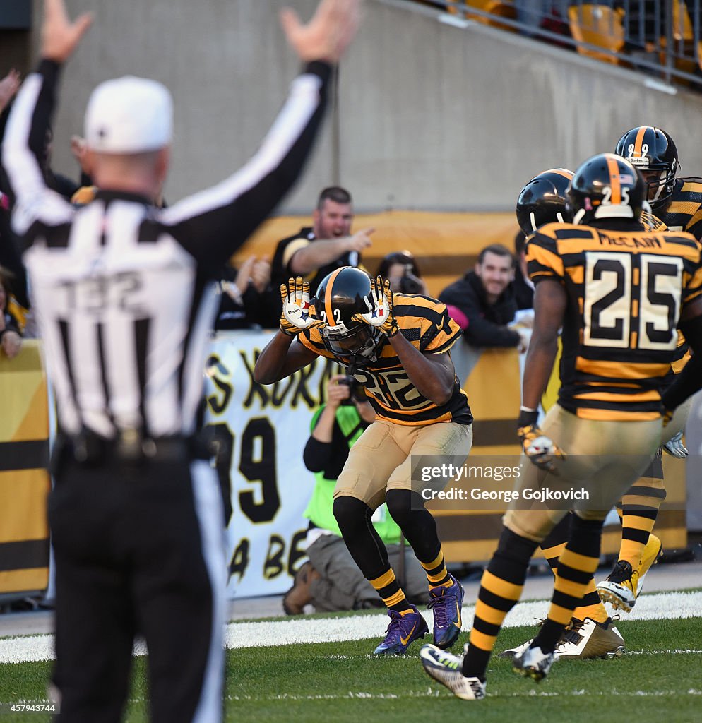 Indianapolis Colts v Pittsburgh Steelers