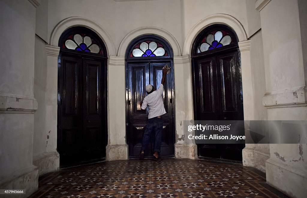 Muslim Families Work As Caretakers Of Kolkata Synagogues