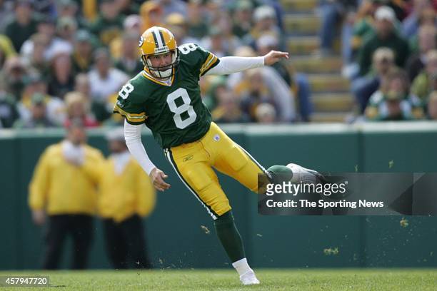 Ryan Longwell of the Green Bay Packers kicks a field goal during a game against the New Orleans Saints on October 9, 2005 at Lambeau Field Stadium in...