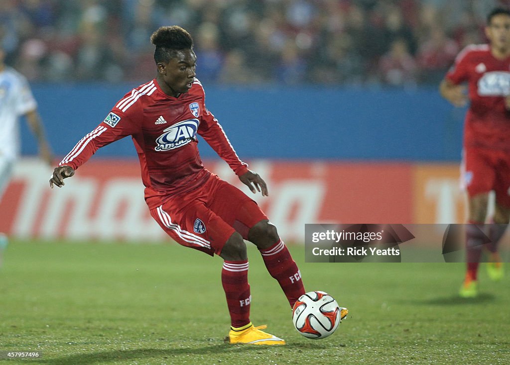 Los Angeles Galaxy v FC Dallas