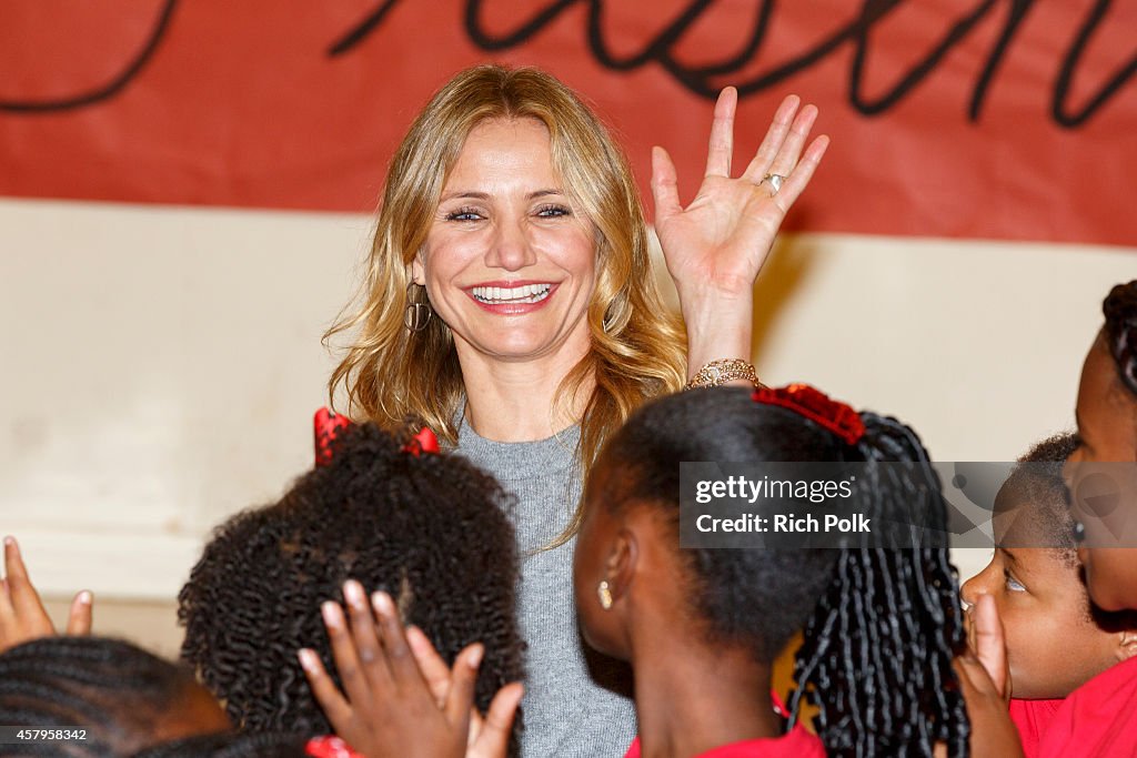 Cast Of "Annie" At A Turnaround Arts Los Angeles Event