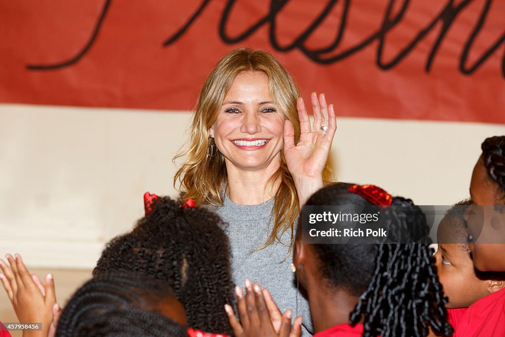 Cast Of "Annie" At A Turnaround Arts Los Angeles Event