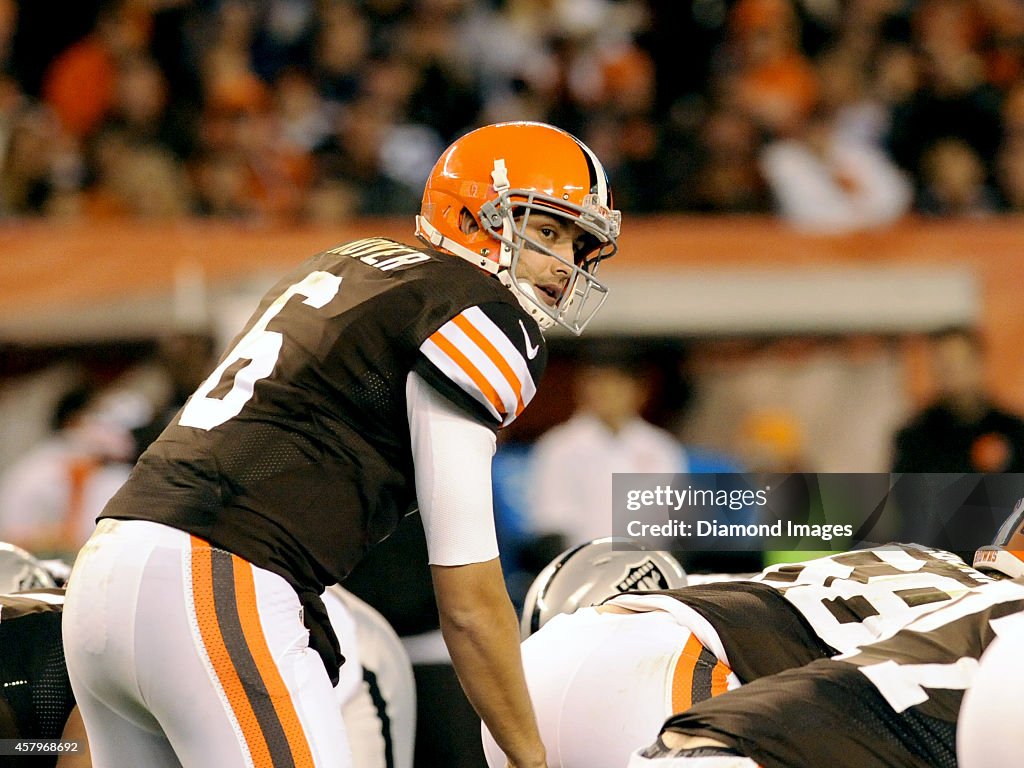 Oakland Raiders v Cleveland Browns