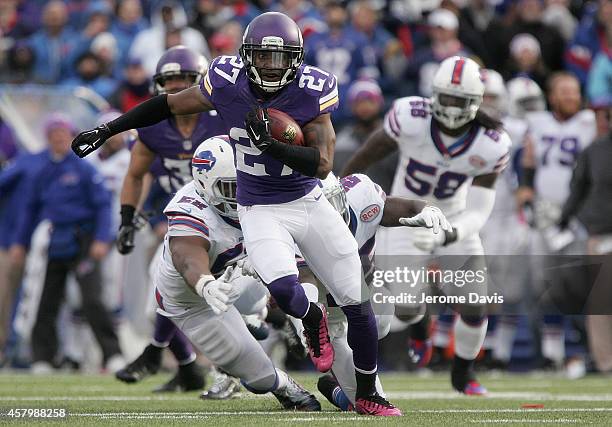 Shaun Prater of the Minnesota Vikings runs against the Buffalo Bills during the second half at Ralph Wilson Stadium on October 19, 2014 in Orchard...