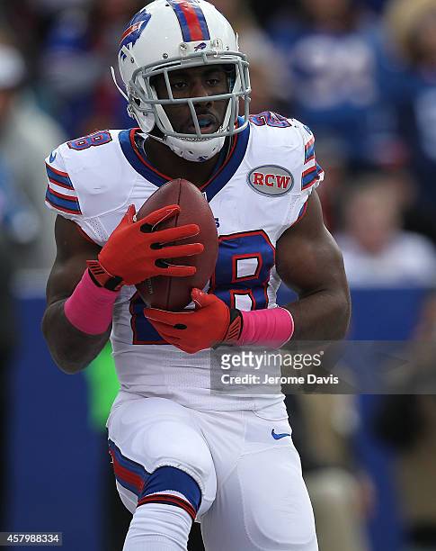 Spiller of the Buffalo Bills fields a punt against the Minnesota Vikings during the first half at Ralph Wilson Stadium on October 19, 2014 in Orchard...