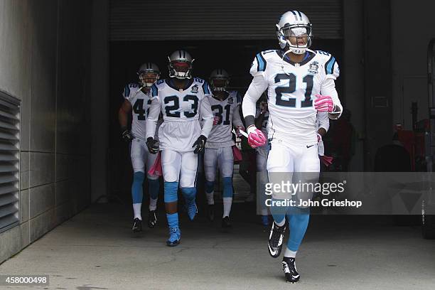 Thomas DeCoud of the Carolina Panthers takes the field for the game against the Cincinnati Bengals at Paul Brown Stadium on October 12, 2014 in...