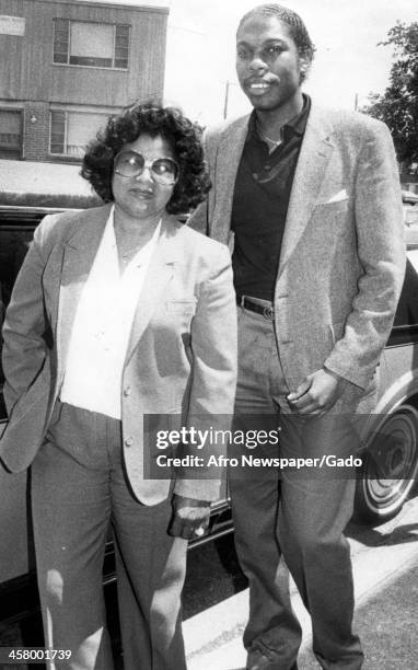 Katherine Jackson mother of Michael Jackson stands with publicist Steve Manning, Baltimore, Maryland, 1980.