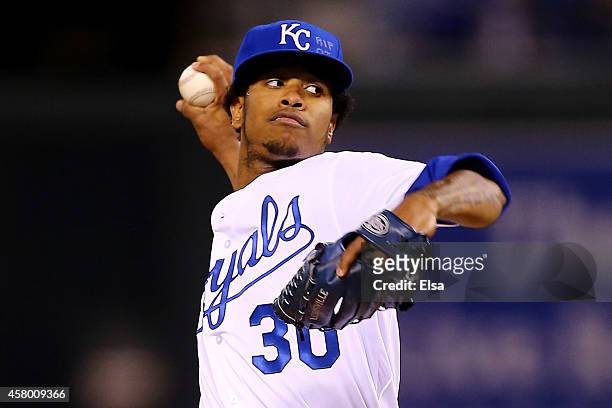 Yordano Ventura of the Kansas City Royals pitches in the first inning against the San Francisco Giants during Game Six of the 2014 World Series at...