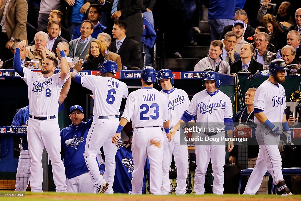 World Series - San Francisco Giants v Kansas City Royals - Game Six