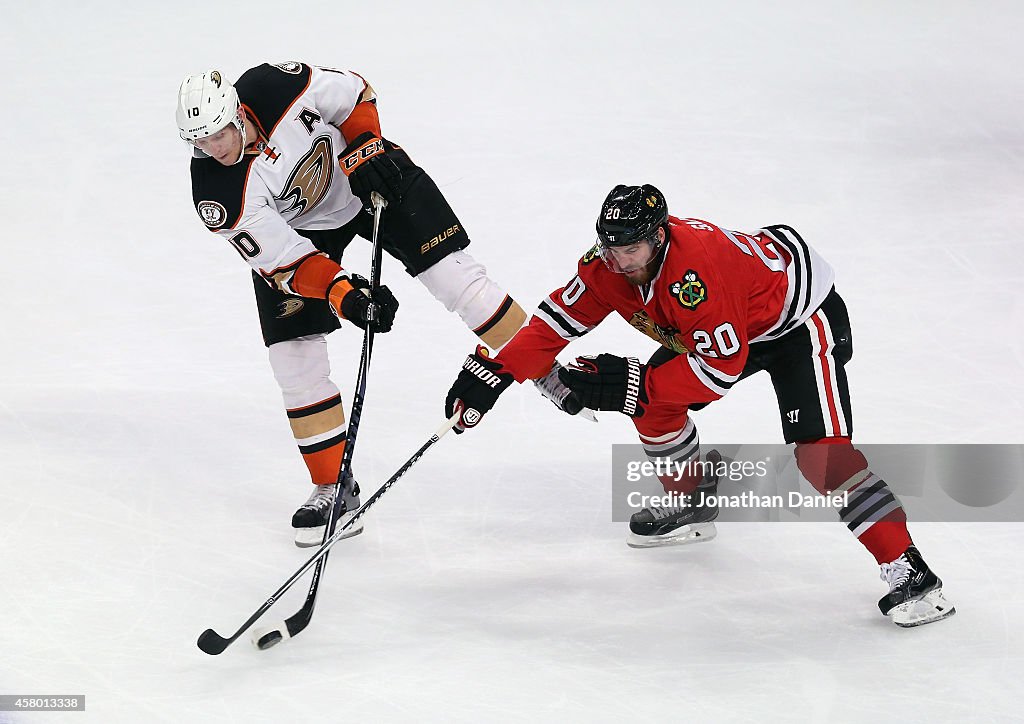 Anaheim Ducks v Chicago Blackhawks