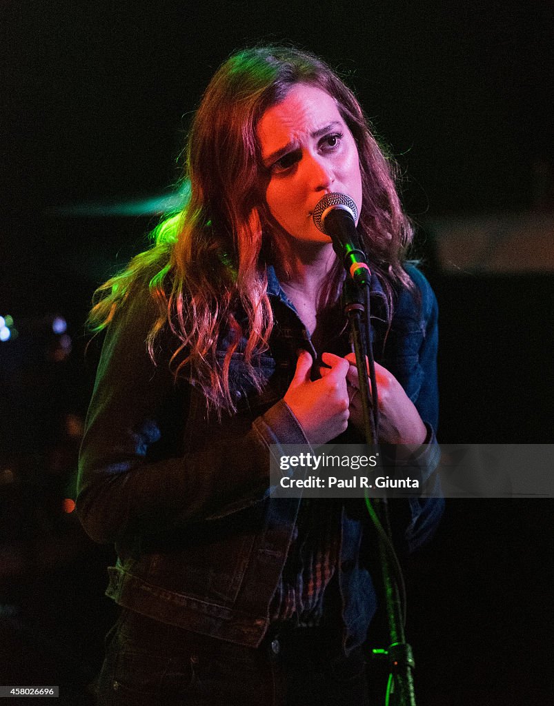 Leighton Meester Performs At The Troubadour