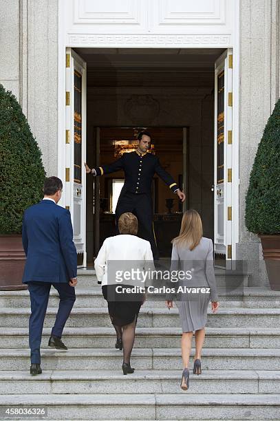 King Felipe VI of Spain and Queen Letizia of Spain receive Chilean President Michelle Bachelet at the Zarzuela Palace on October 29, 2014 in Madrid,...