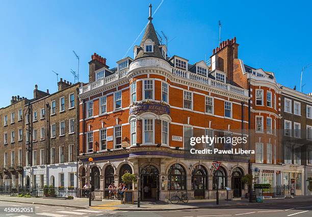 Prince Regent Public Bar in Marylebone High Street.