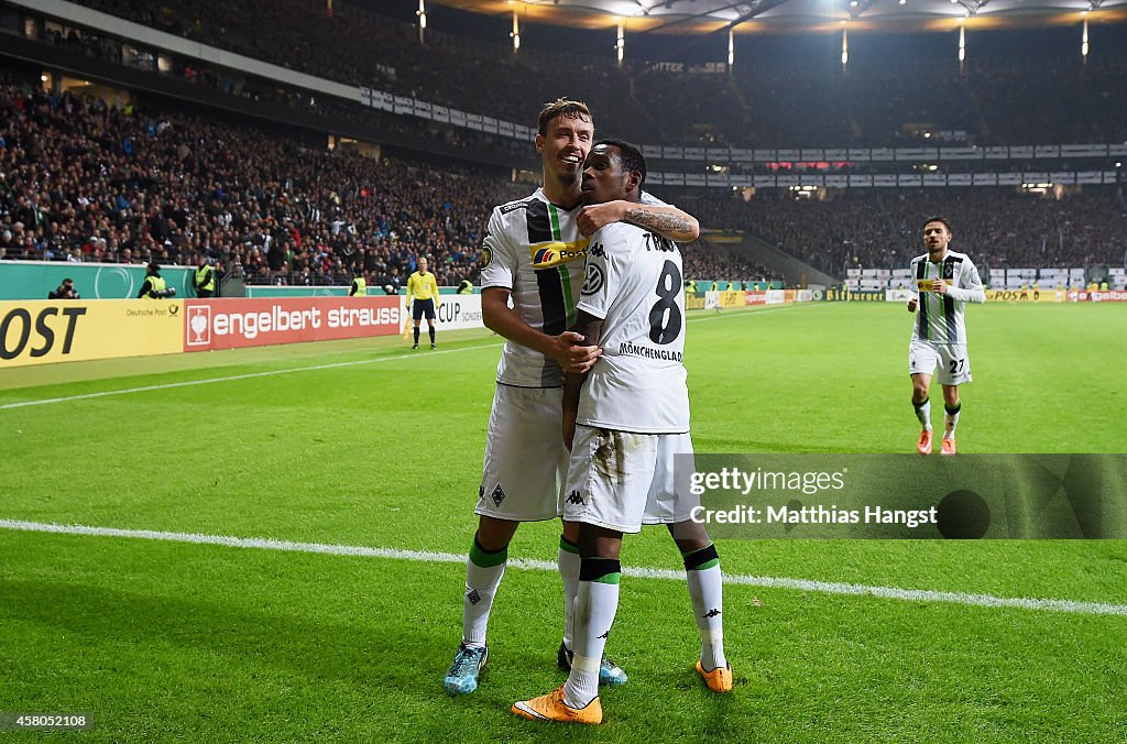 Eintracht Frankfurt v Borussia Moenchengladbach - DFB Cup