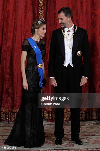 King Felipe VI of Spain and Queen Letizia of Spain receive Chilean President Michelle Bachelet for a Gala dinner at the Royal Palace on October 29,...