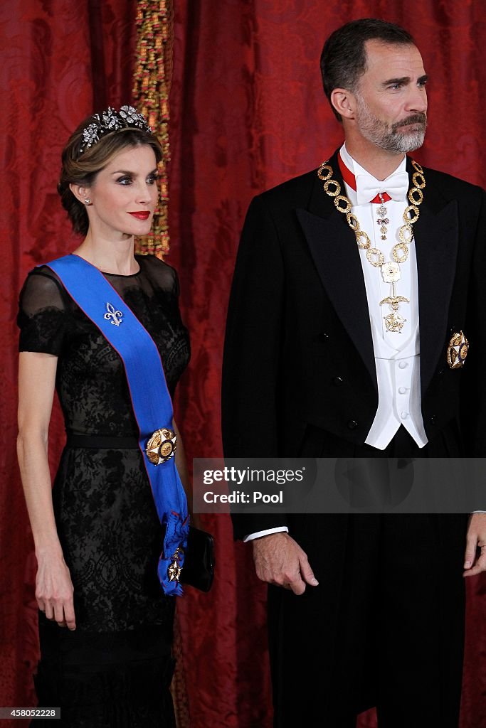 Spanish Royals and President Of Chile Attend a Gala Dinner
