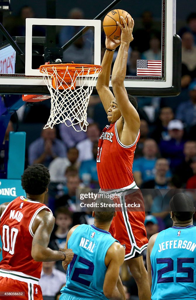 Milwaukee Bucks v Charlotte Hornets