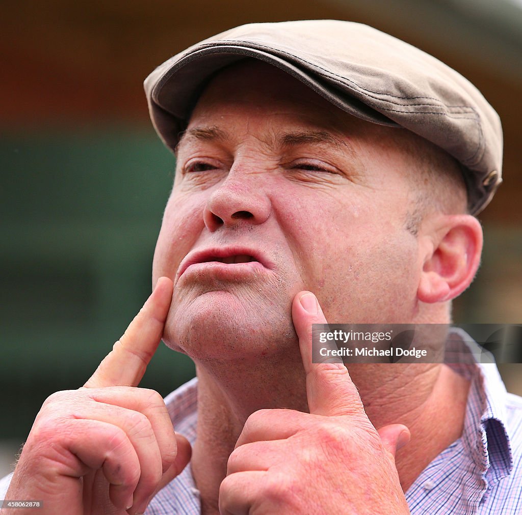 Peter Moody Stables Visit