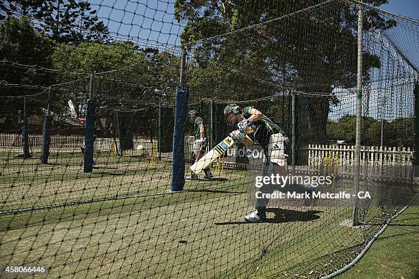 Ellyse Perry bats during an Australian Southern Stars training session at Sydney University on October 30, 2014 in Sydney, Australia.