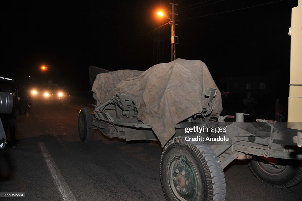 Peshmerga forces' weapons convoy arrives in Turkey's Suruc Town