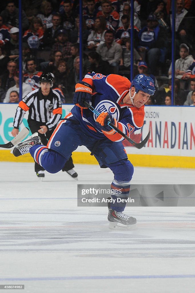 Nashville Predators v Edmonton Oilers