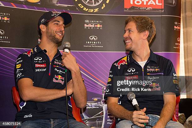 Danny Ric Vettel Rivalry Go Zero To Infiniti Photos and Premium High Res Pictures - Getty Images