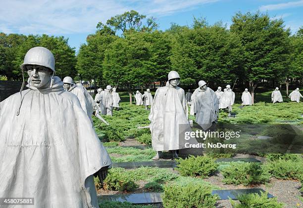 statues at korean war veterans memorial in washington - korean war memorial washington stock pictures, royalty-free photos & images