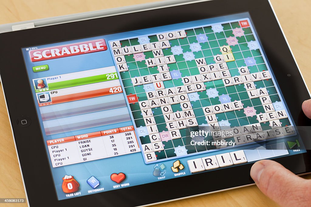 Scrabble on iPad 2
