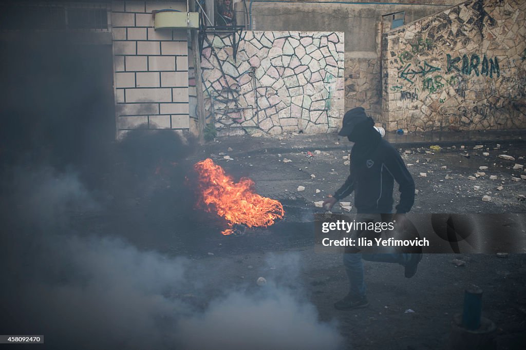 Clashes In East Jerusalem After Israeli Activist Shooting