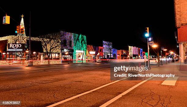 christmas lights in rochester michigan - rochester stock pictures, royalty-free photos & images