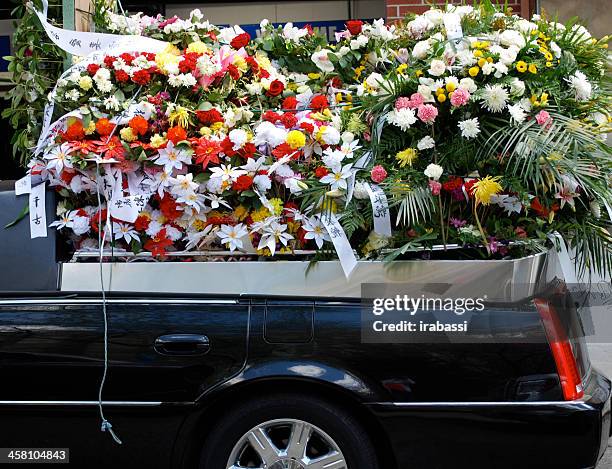 Cars Procession Funeral Procession Cars Photos and Premium High Res Pictures - Getty Images