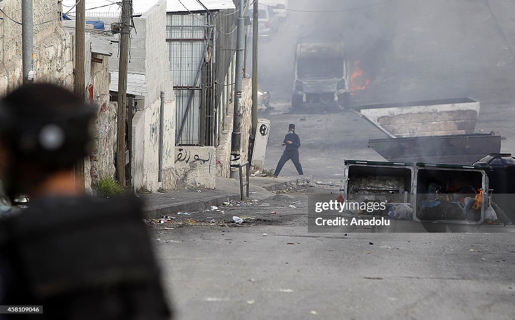 Clashes in Jerusalem after a Palestinian shot dead by Israeli Police