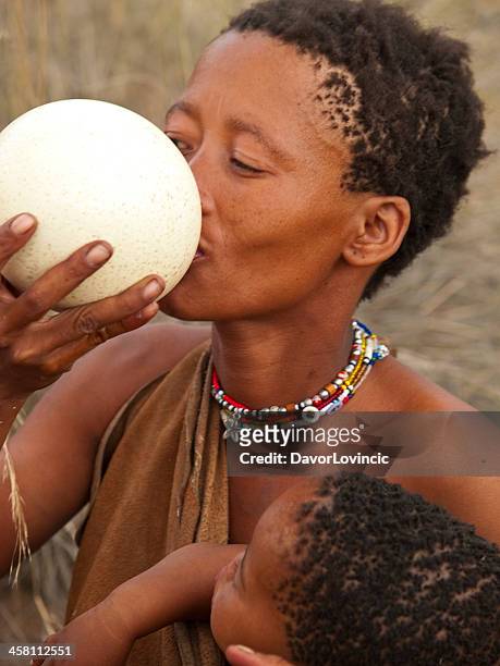 drinking bushman - kalahari gemsbok nationalpark bildbanksfoton och bilder